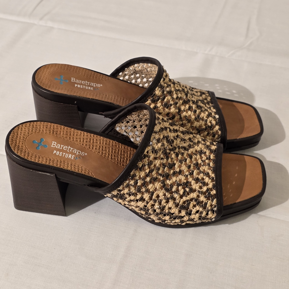 Baretraps "Brenda" Women's Tan & Black Woven Slide Heels Sz 8.5